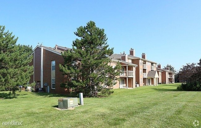 Building Photo - 2080 Bentwood Cir