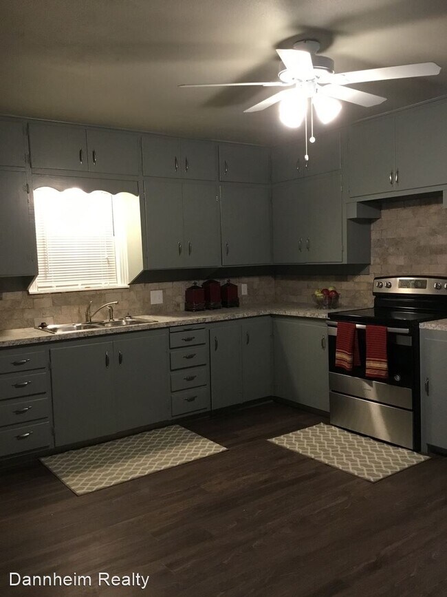 Foto del edificio - 4 br, 2 bath House - 2406 35th