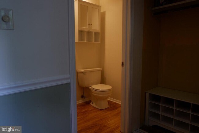 Foto del edificio - 8284 Mary Lee Ln