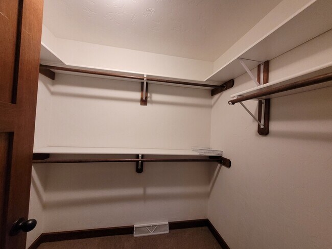 Foto del edificio - 3504 N Erin Dr