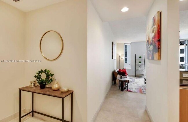 Foto del edificio - 1050 Brickell Ave