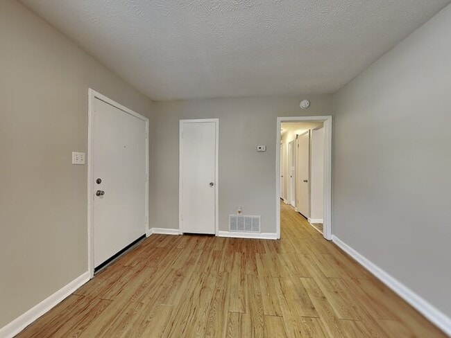 Building Photo - 7428 Sharbeth Dr N