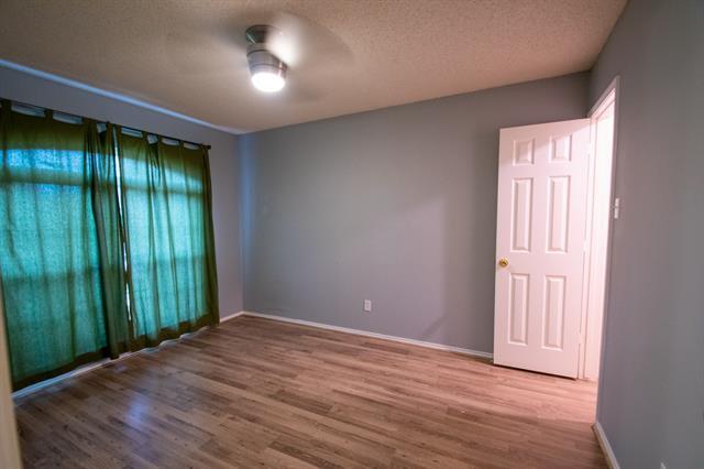 Building Photo - 8728 Elbe Trail