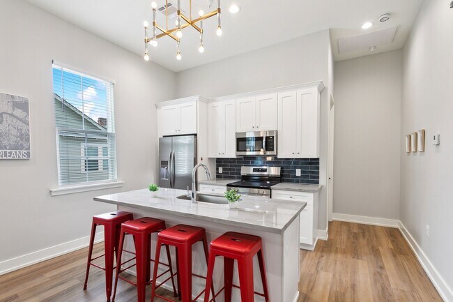 Photo - 3 Bed, 2 Bath Apartment for rent