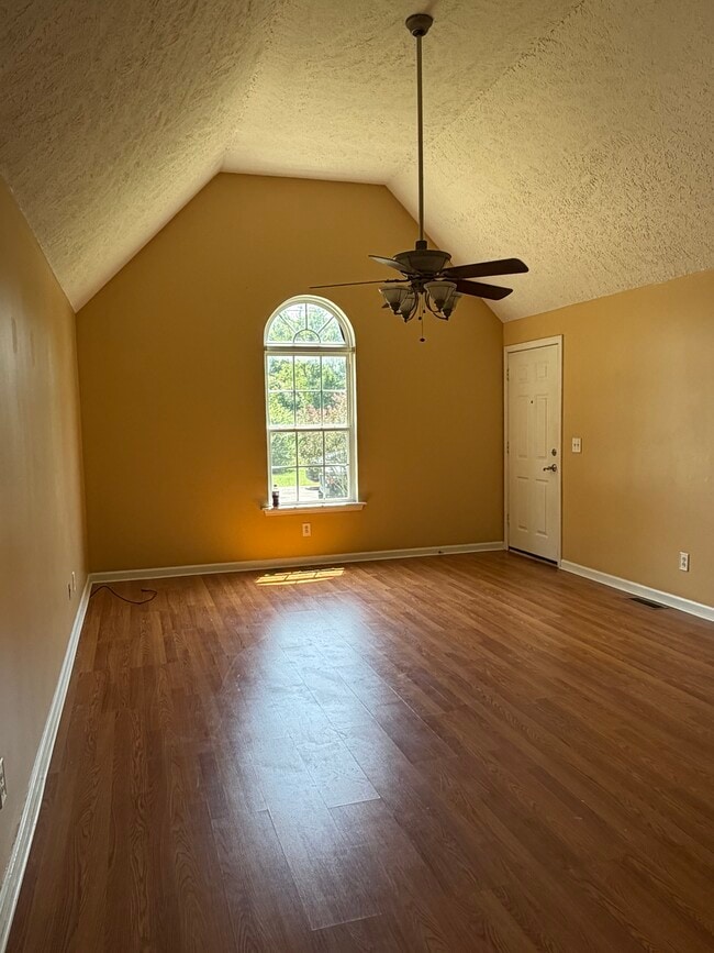 Building Photo - 4914 Camborne Cir