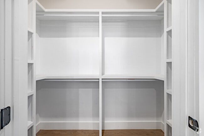 3BR, 2BA - 1,236SF - Third Bedroom Closet - 196 Dayton Ave