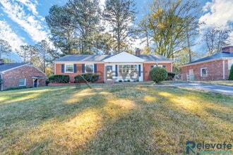 Building Photo - 7507 Comet Rd