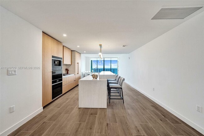 Foto del edificio - 900 N Ocean Blvd