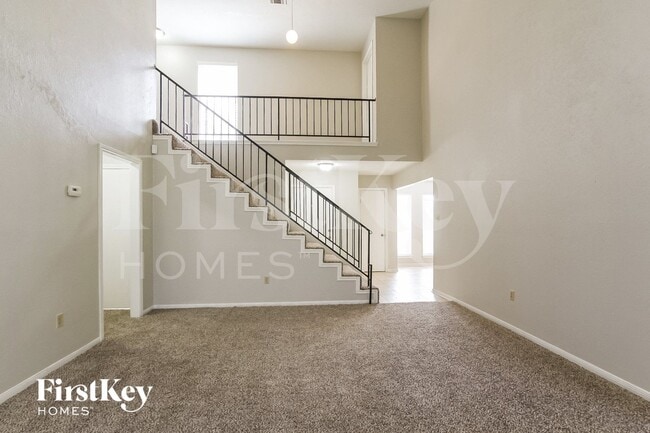 Foto del edificio - 230 Black Rock Rd