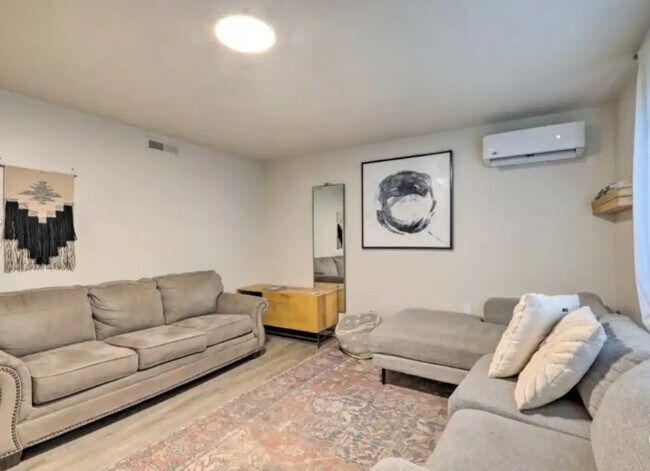 Foto del interior - 3440 S Walkup Dr