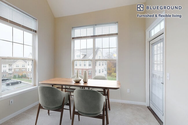 Foto del edificio - 40 Riverpath Dr