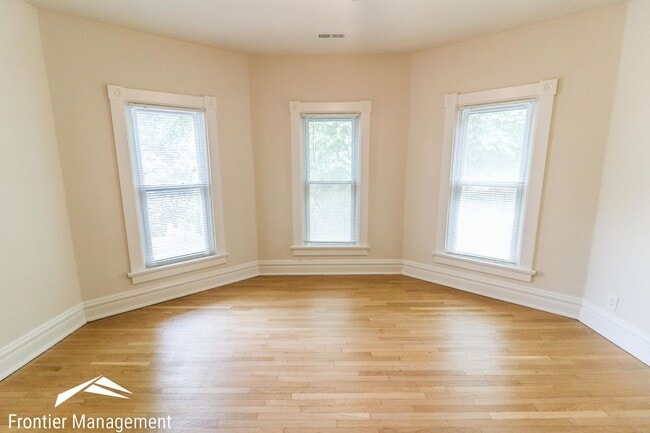 Building Photo - 1000 Leavenworth St