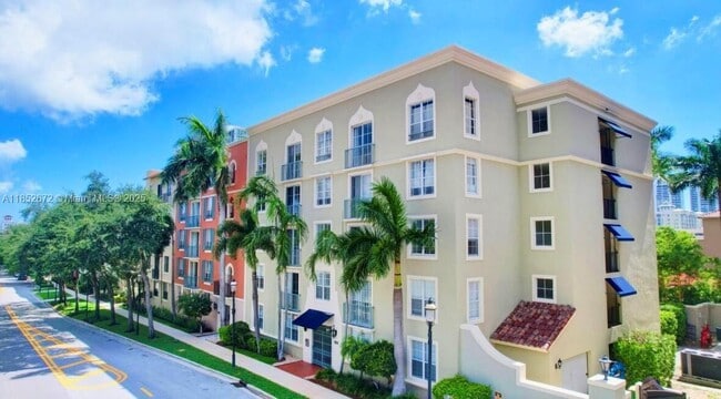 Building Photo - 780 S Sapodilla Ave