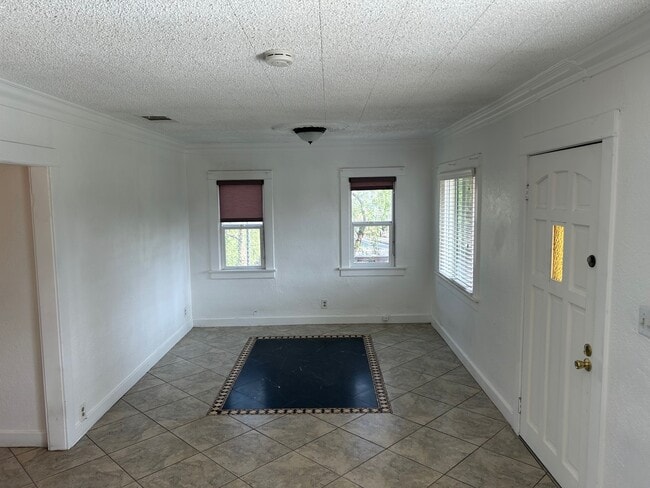 Building Photo - 5295 Cedar St