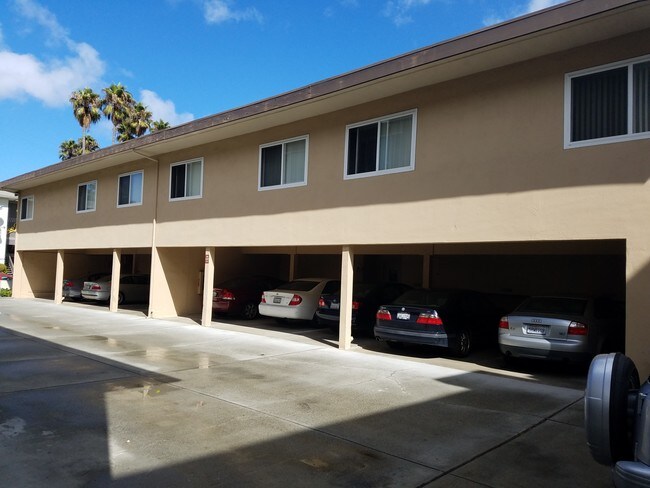 Foto del edificio - 1301 Palos Verdes Dr