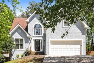 Building Photo - 254 Hillandale Dr