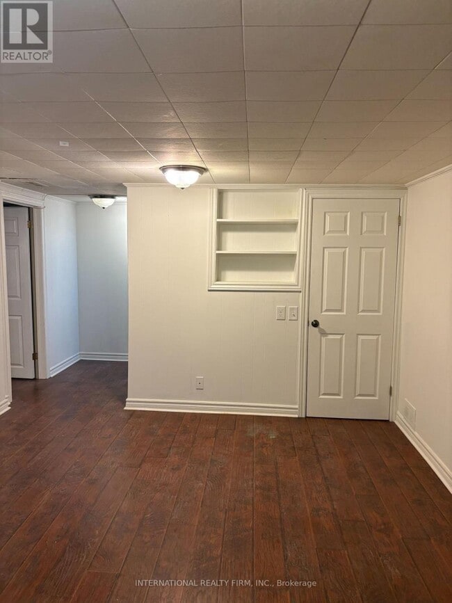Building Photo - 76 Rockport Crescent