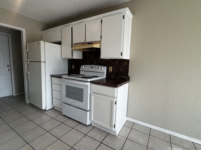 Foto del edificio - 314 NE Skyline Cir