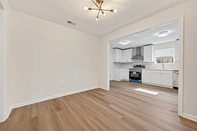Building Photo - 24014 Nomini Hall Ln