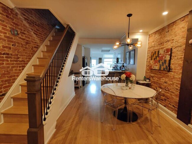 Building Photo - 510 S Kenwood Ave