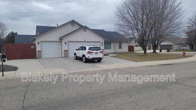 Building Photo - 2589 W Whitelaw Dr