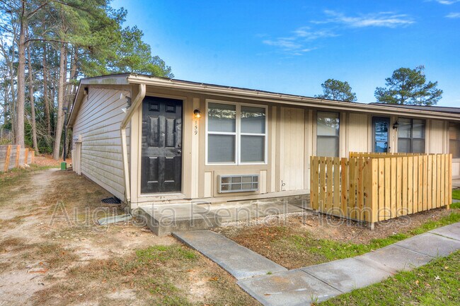 Building Photo - 159 Fister Ct