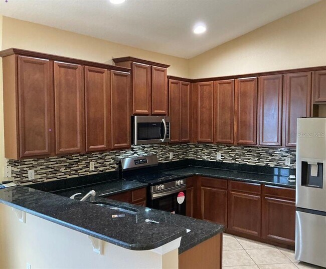 Building Photo - 9121 Edenshire Cir