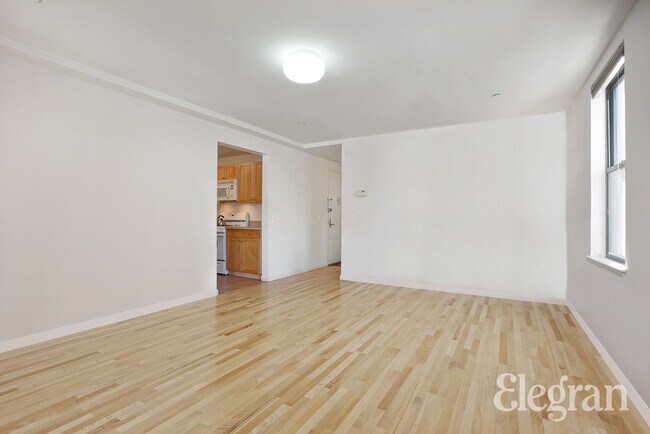 Foto del edificio - 255 W 148th St