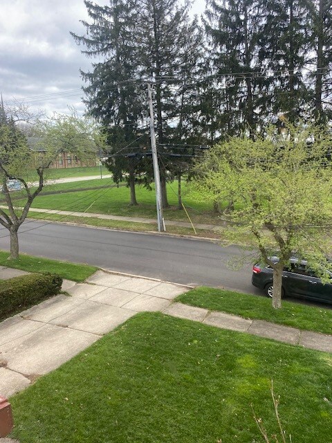 Foto del edificio - 1713 Shatto Ave