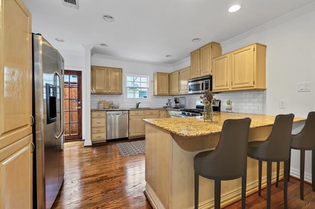 Foto del edificio - 5604 Martel Ave