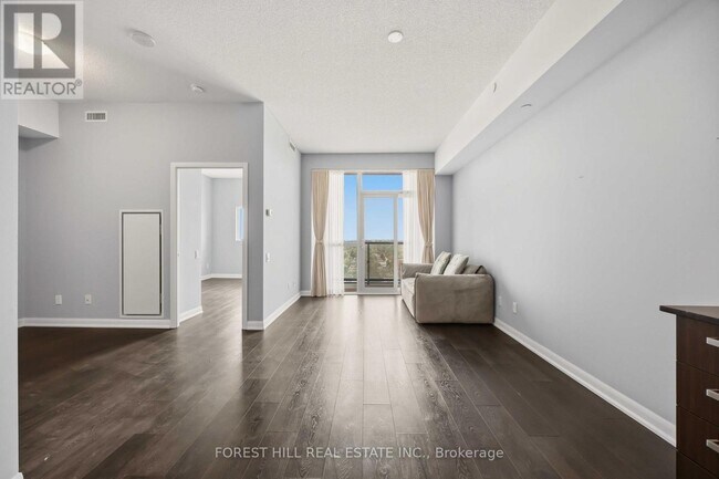 Photo du bâtiment - 5162 Yonge St