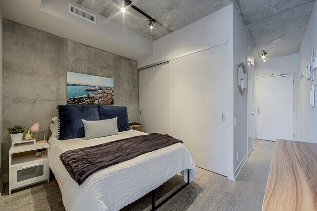 Photo du bâtiment - 39-839 Brant St