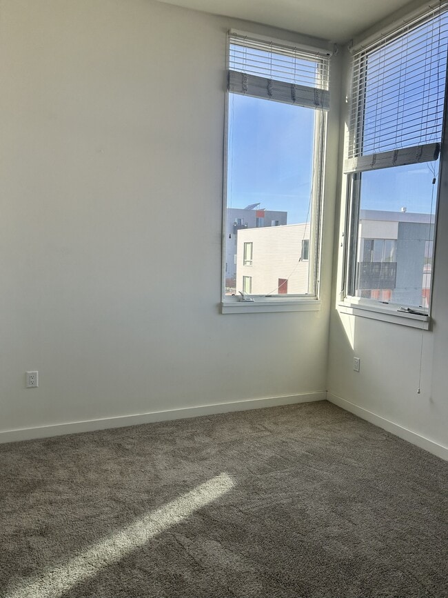 Photo - 198 Coleman St Townhome