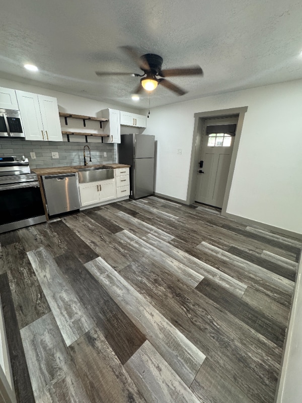 Building Photo - 534 Lee St