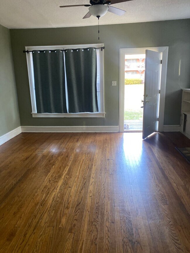 Foto del edificio - 153 Boulevard