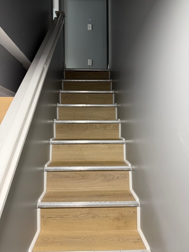 Foto del edificio - 427 S Augusta Ave