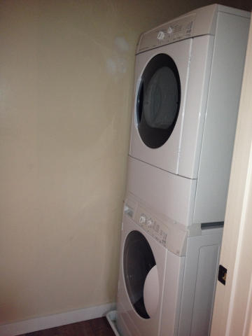 Foto del edificio - 733 Bath St