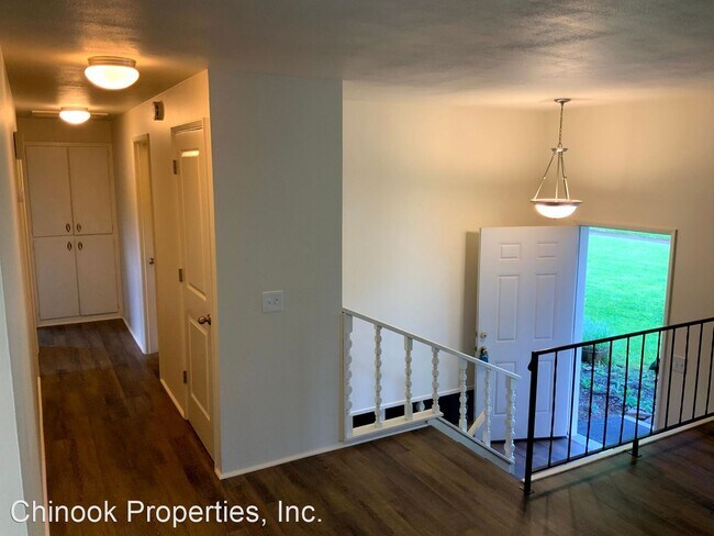 Foto del edificio - 4 br, 2 bath House - 4395 Pearl St