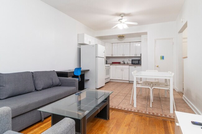 Foto del edificio - 1569 1st Ave
