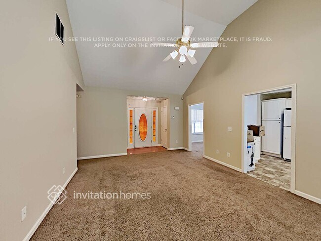 Building Photo - 115 Spring Valley Way