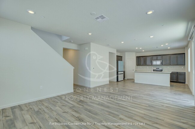 Foto del edificio - Brand New move in ready 4 bedroom 3 bathro...