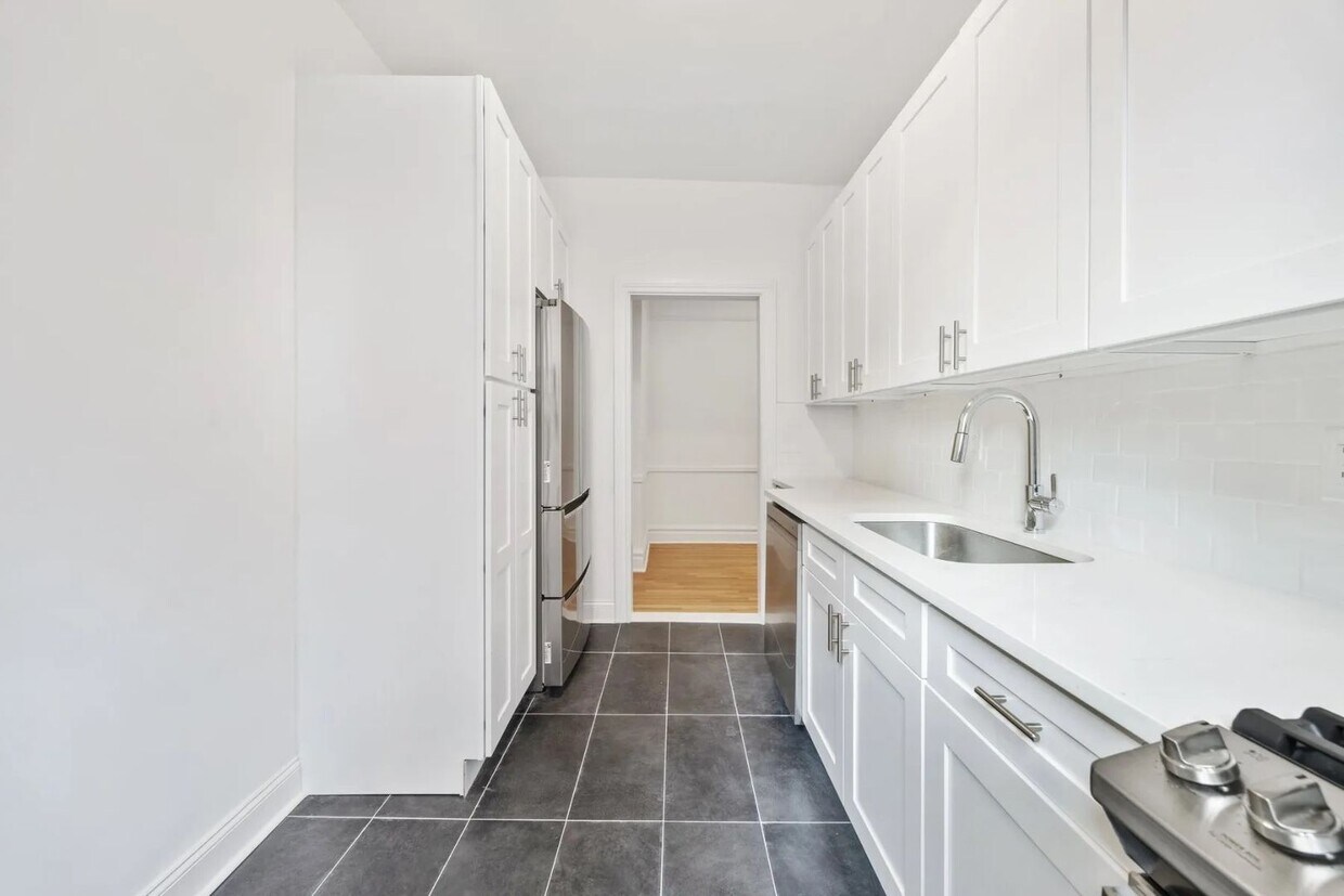 12 Crown St, Brooklyn, NY 11225 House Rental in Brooklyn, NY