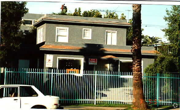 Primary Photo - 1035 Pacific Ave