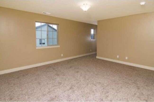 Building Photo - 5823 Horseshoe Trl
