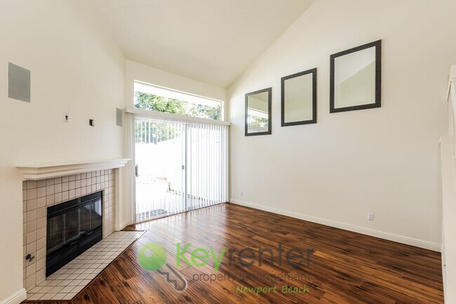 Foto del edificio - Beautiful Mission Viejo Townhome - Highland Park Community