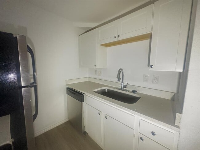 Foto del edificio - 4500 Witham Ln