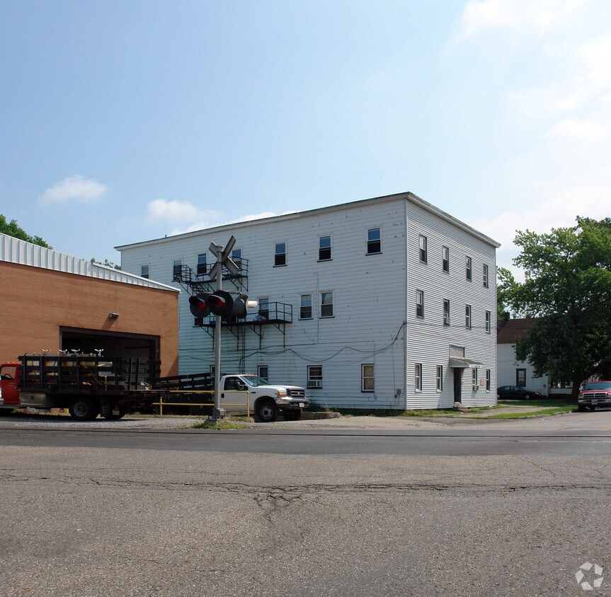 Primary Photo - 1207 6th St SW