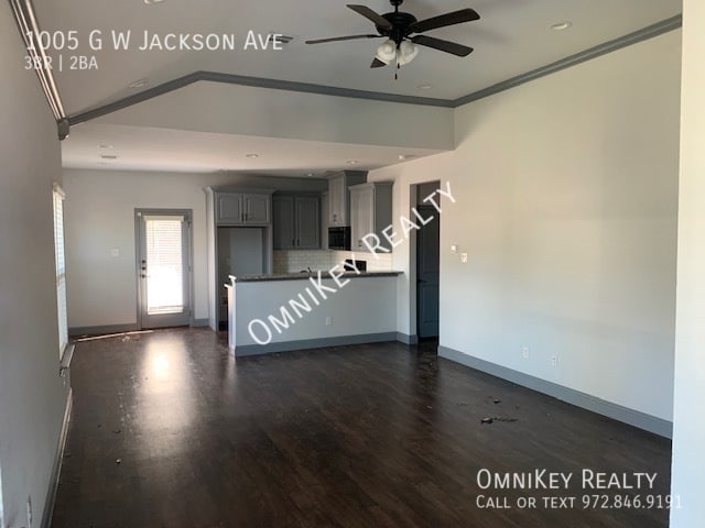 Foto del edificio - 1005 G W Jackson Ave
