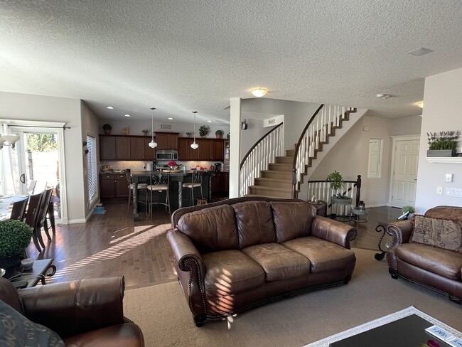 Photo du bâtiment - Executive 3 Bedroom House in the Auburn La...