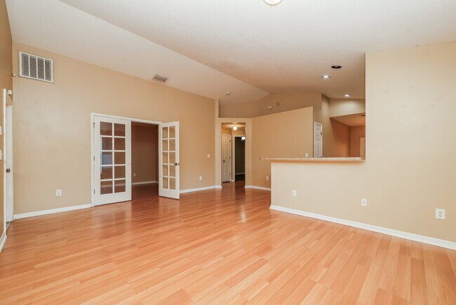 Foto del edificio - 6708 Summer Haven Dr